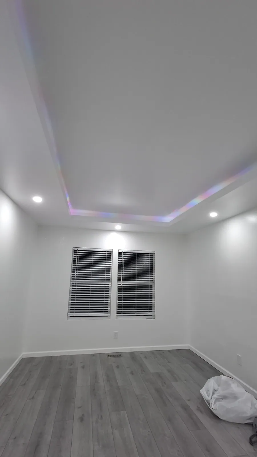 Finished interior room after wall and ceiling painting